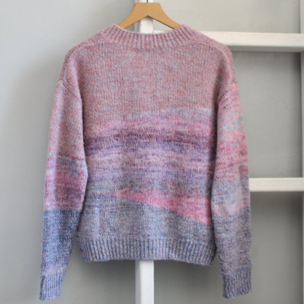 Scalpers Purple Blue Ombre Wool Alpaca Blend V-Neck Pullover Sweater Size Small - Picture 2 of 7